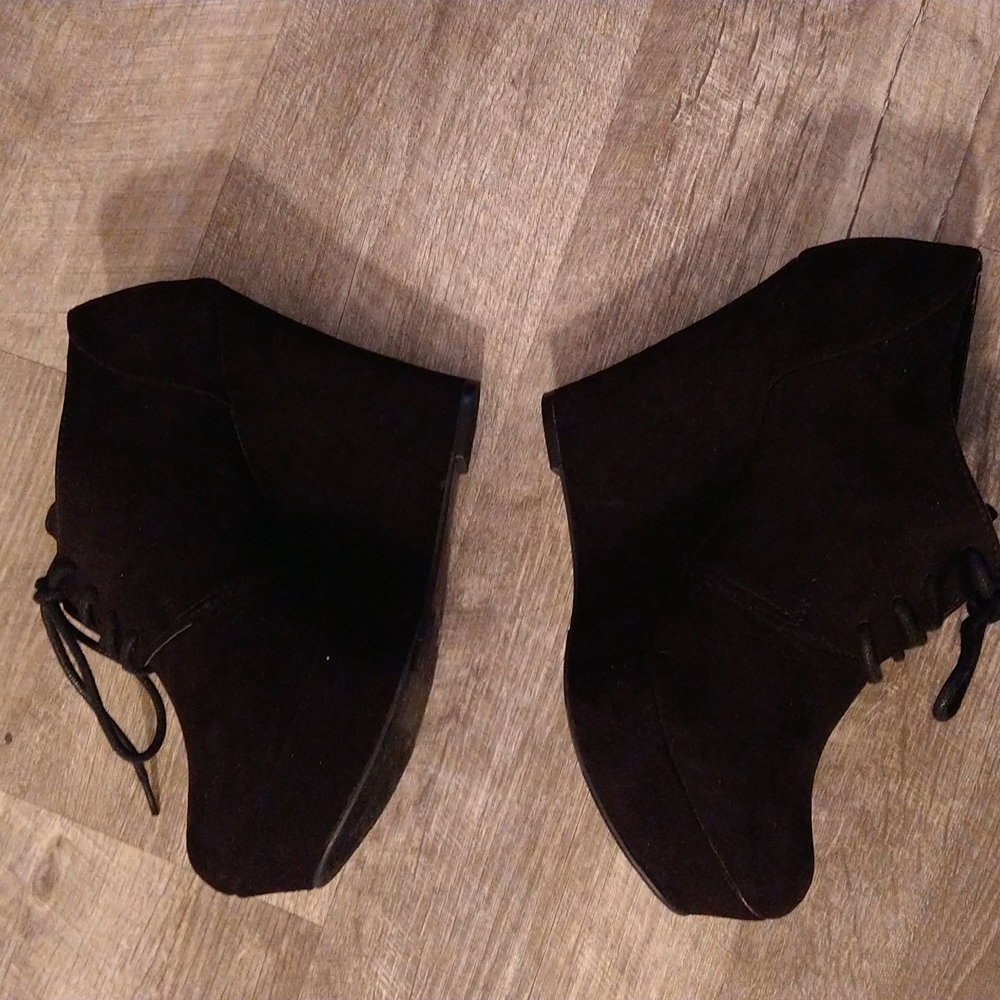 Material Girl Suede Wedges - Picture 3 of 4